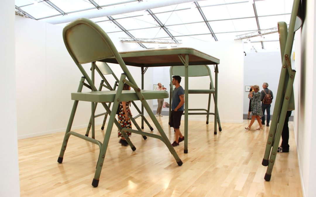 Robert Therrien, No title (folding table and chairs, green), 2008, Paint, metal, and fabric, Gagosian, New York
